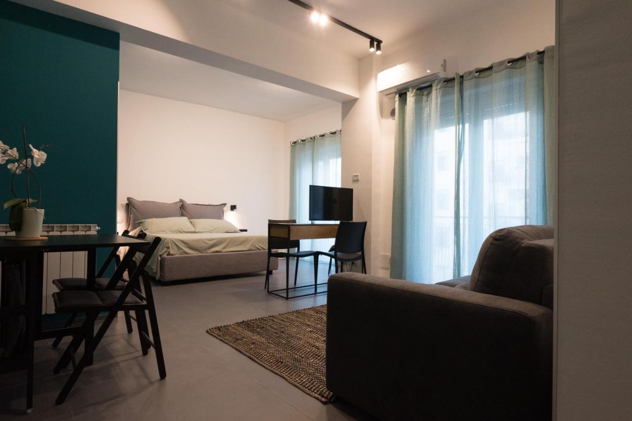 Okto Apartments Milazzo Buitenkant foto