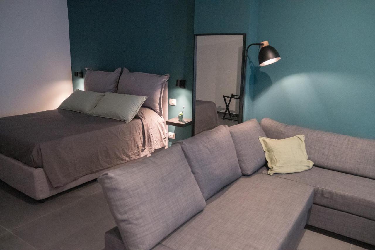 Okto Apartments Milazzo Buitenkant foto
