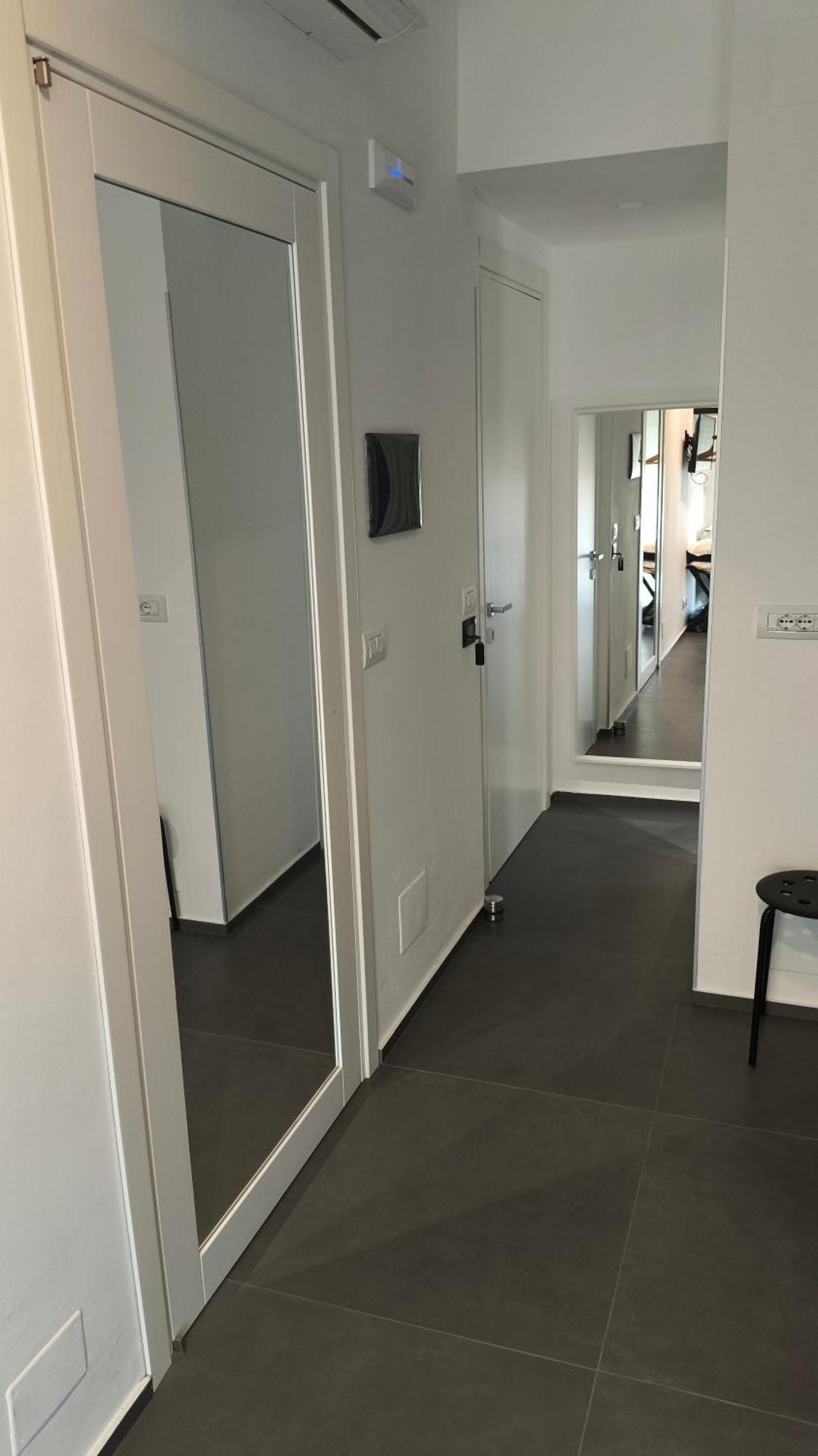 Okto Apartments Milazzo Buitenkant foto