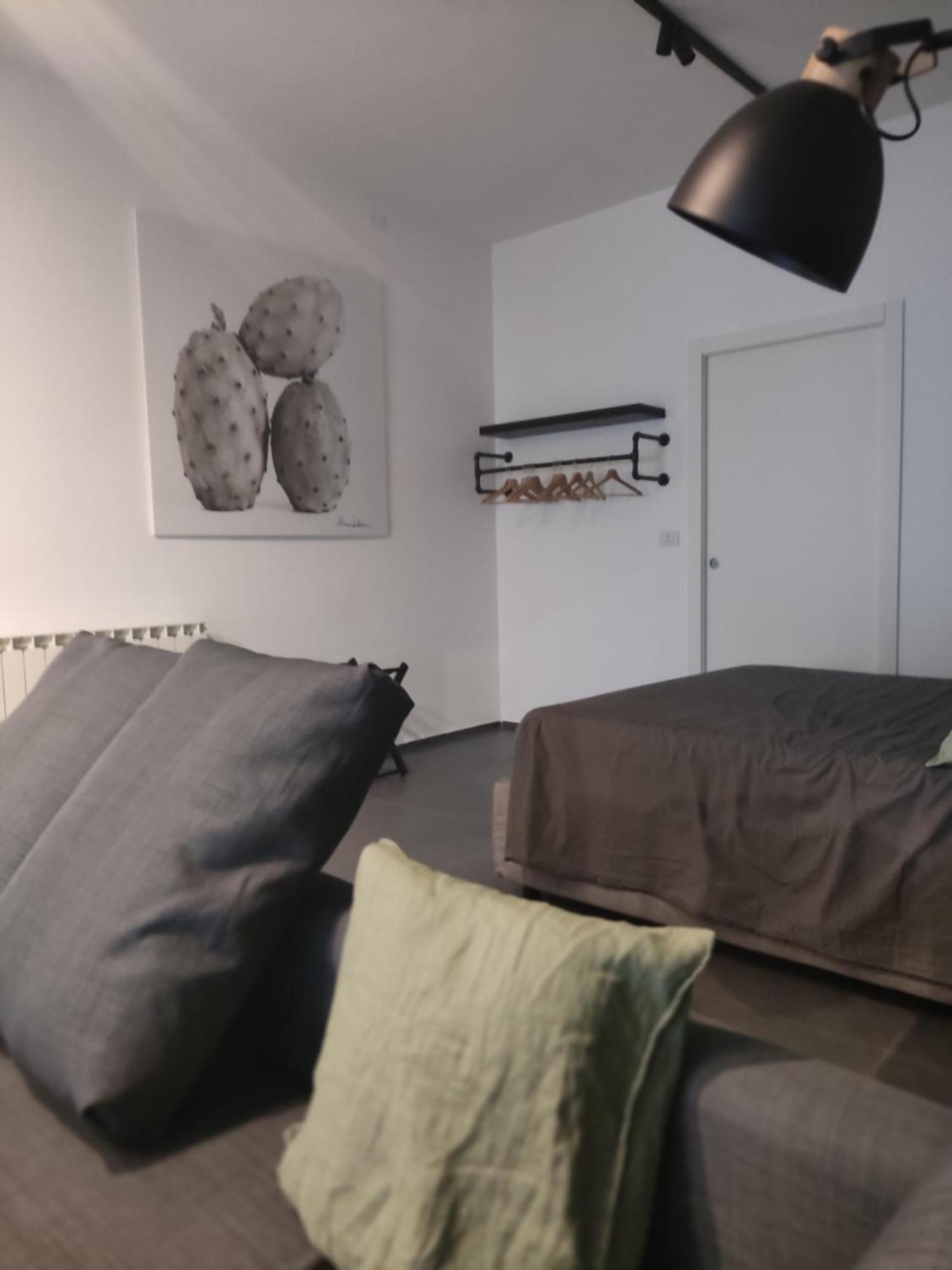 Okto Apartments Milazzo Buitenkant foto