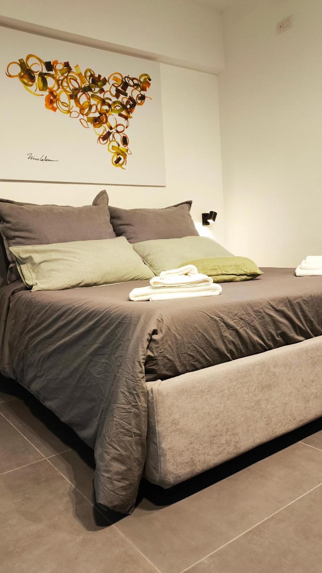 Okto Apartments Milazzo Buitenkant foto